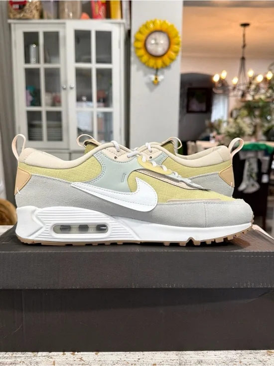 Nike Women's Air Max 90 Futura 'Buff Gold Light Silver' DV7190-700 Size 10 - Picture 5 of 8